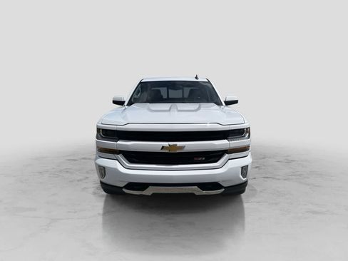 Used 2018 Chevrolet Silverado 1500 LT w/ All Star Edition AWD/4WD image 3
