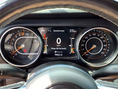 Used 2020 Jeep Gladiator Overland image 26