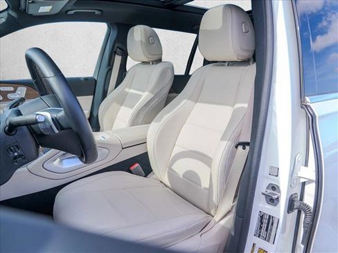 Used 2025 Mercedes-Benz GLS 450 GLS 450 image 17