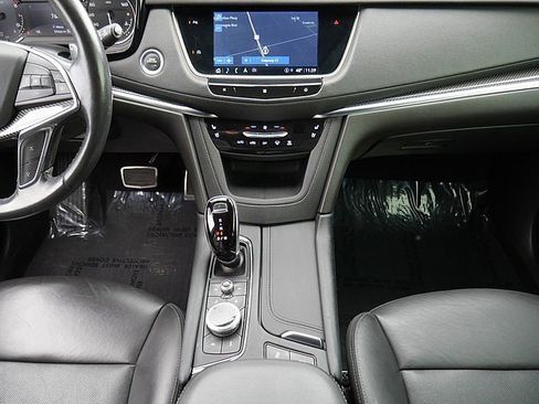 Used 2021 Cadillac XT5 Sportv w/ LPO, Floor Liner Package image 20