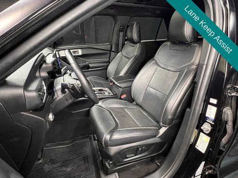 Used 2021 Ford Explorer ST image 3