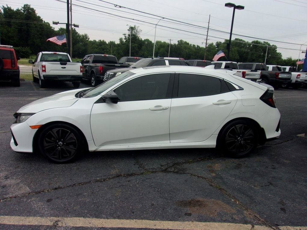 Used 2018 Honda Civic EX image 2