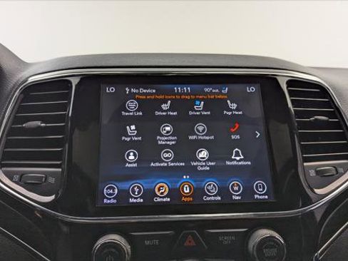 Used 2019 Jeep Grand Cherokee Limited w/ Luxury Group II image 28