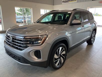 Used 2025 Volkswagen Atlas SE