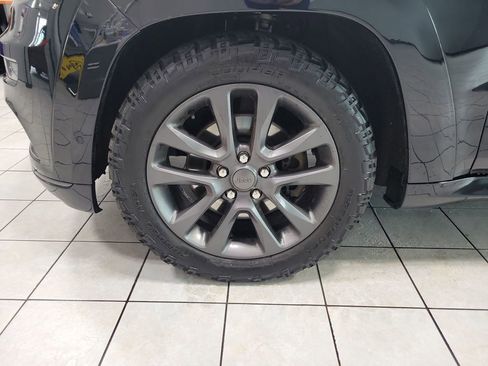 Used 2019 Jeep Grand Cherokee High Altitude AWD/4WD image 48