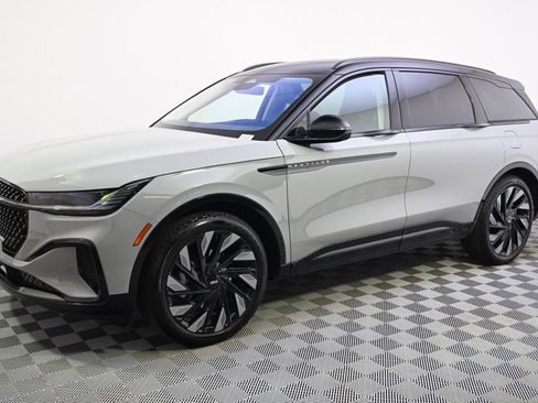 New 2026 Lincoln Nautilus Reserve w/ Jet Appearance Package AWD/4WD image 2