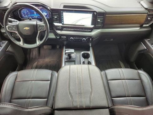 Used 2025 Chevrolet Silverado 1500 High Country w/ High Country Premium Package image 28