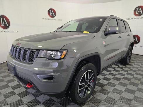 Used 2021 Jeep Grand Cherokee Trailhawk w/ Trailhawk Luxury Group image 5