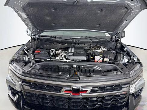 Used 2024 Chevrolet Silverado 1500 ZR2 w/ Technology Package AWD/4WD image 31