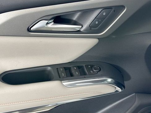 New 2026 Chevrolet Traverse LT w/ Midnight/Sport Edition FWD image 19