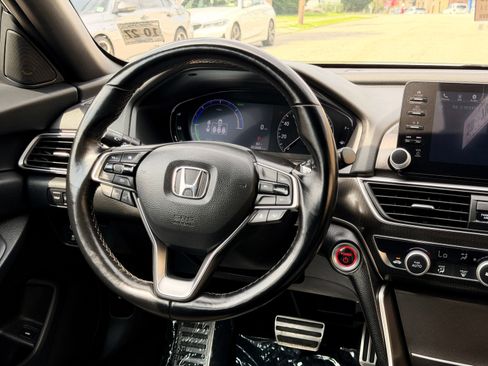 Used 2022 Honda Accord Sport image 27