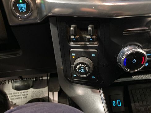 Used 2022 Ford F150 Lariat w/ Equipment Group 502A High image 32