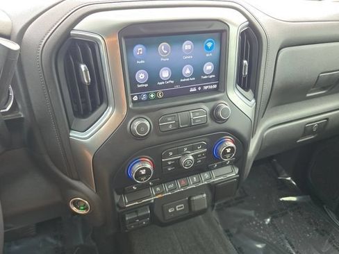 Used 2020 Chevrolet Silverado 1500 RST AWD/4WD image 39