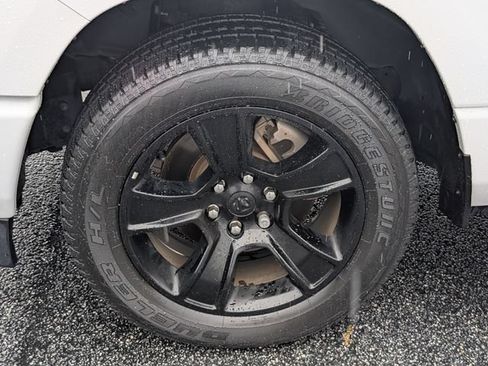 Used 2022 RAM 1500 Big Horn w/ Night Edition RWD image 13