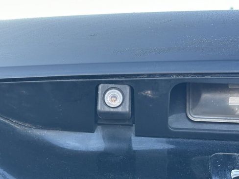 Used 2015 Subaru Forester 2.5i w/ Alloy Wheel Package image 14