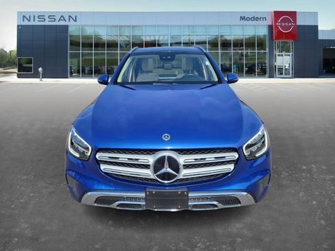 Used 2022 Mercedes-Benz GLC 300 image 2