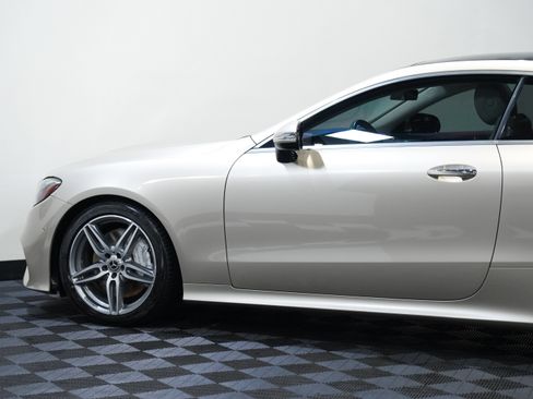 Used 2018 Mercedes-Benz E 400 Coupe image 20