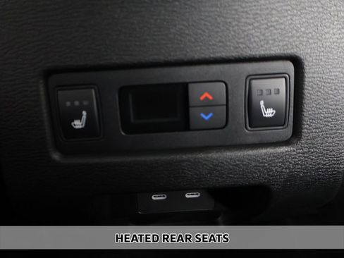 New 2026 Mitsubishi Outlander SEL image 10