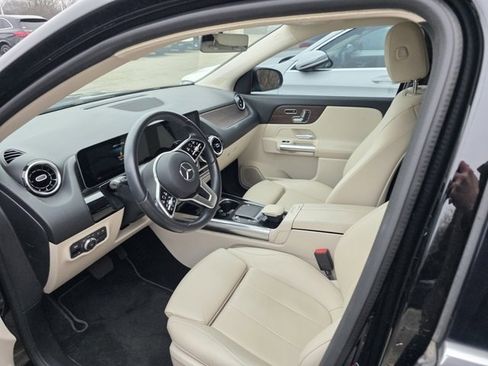 Used 2021 Mercedes-Benz GLA 250 4MATIC image 11