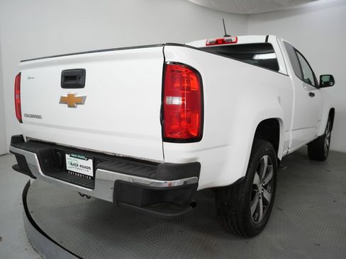 Used 2018 Chevrolet Colorado W/T image 9