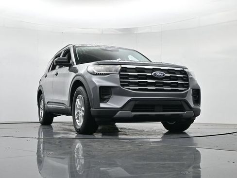 New 2026 Ford Explorer Active RWD image 44