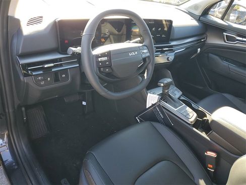 New 2026 Kia Sportage EX image 6