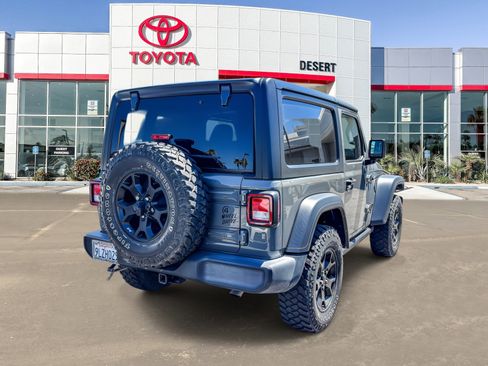 Used 2023 Jeep Wrangler Sport AWD/4WD image 7