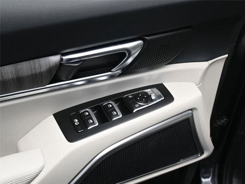 New 2025 Kia Telluride EX image 8