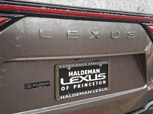 Used 2023 Lexus LX 600 600 Premium w/ Appearance Package image 22