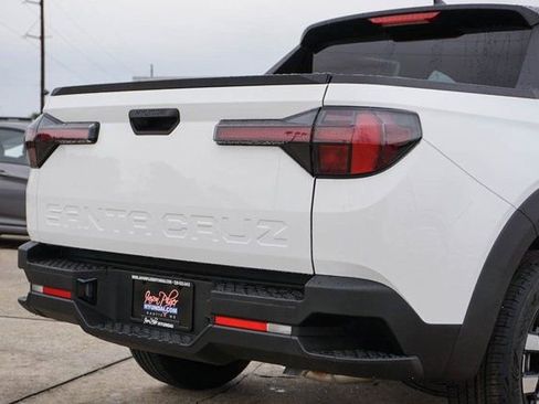 New 2026 Hyundai Santa Cruz SE FWD image 5