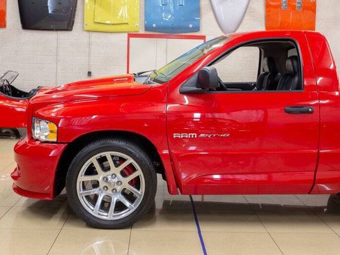 Used 2004 Dodge Ram 1500 Truck 2WD Regular Cab image 3