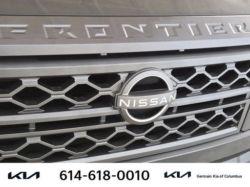 Used 2023 Nissan Frontier SV RWD image 13