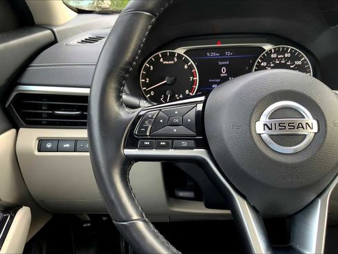 Used 2020 Nissan Altima 2.5 SV image 23