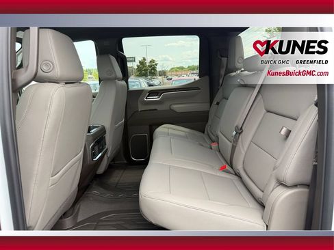 New 2026 GMC Sierra 1500 SLT w/ SLT Premium Package AWD/4WD image 31