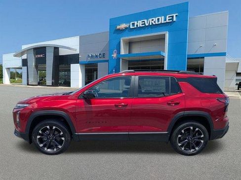 New 2026 Chevrolet Equinox RS w/ Convenience Package III FWD image 8