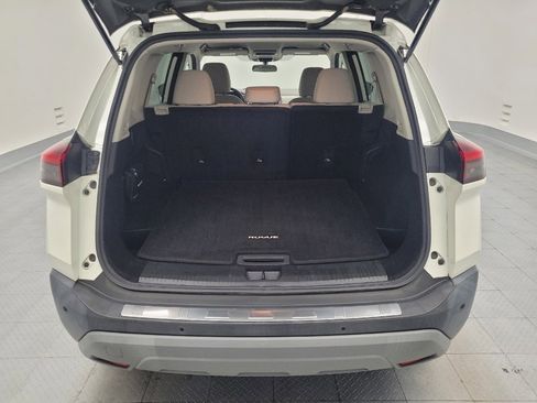 Used 2021 Nissan Rogue SV FWD image 29