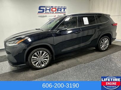 Used 2022 Toyota Highlander Platinum