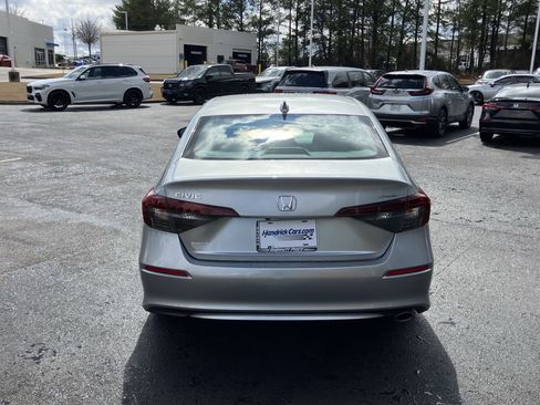 Certified 2025 Honda Civic Sport image 9