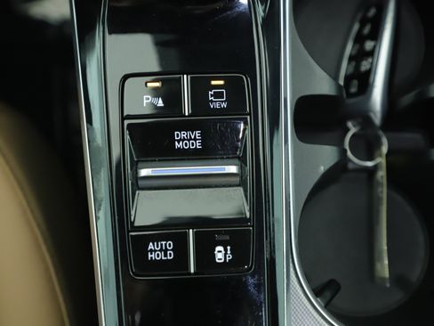 Used 2023 Hyundai Sonata Limited w/ Cargo Package image 26