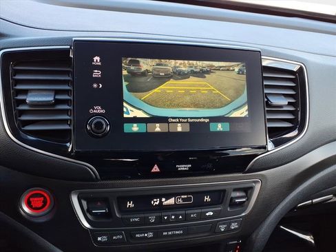 Used 2025 Honda Passport TrailSport image 22