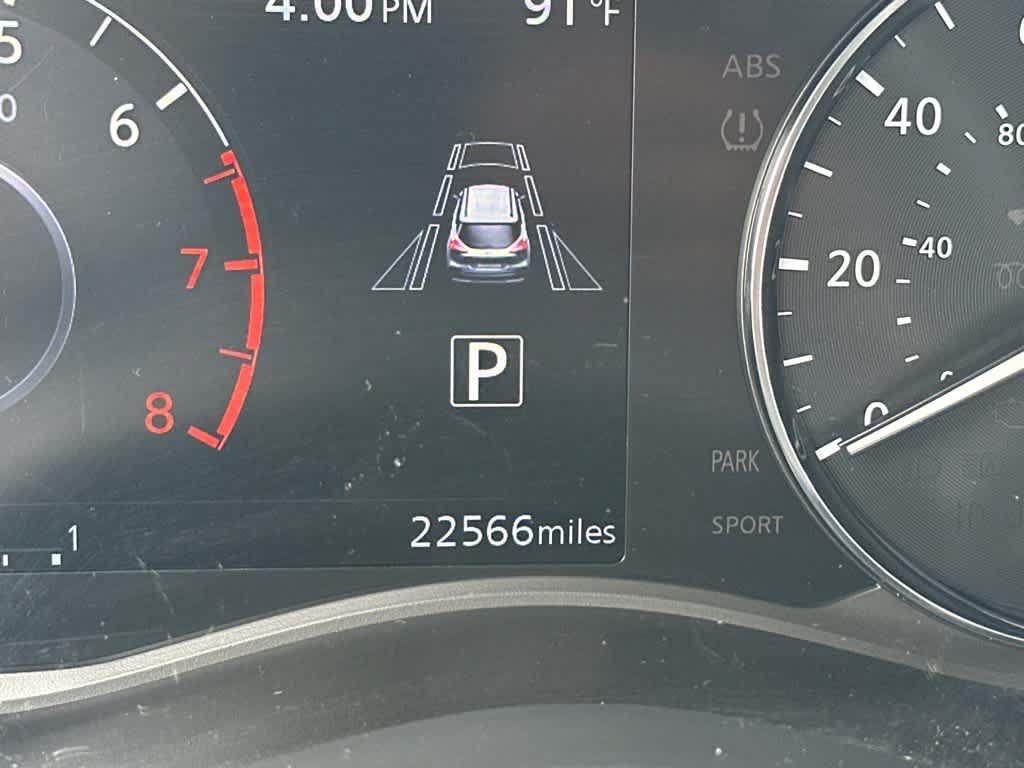 Used 2024 Nissan Kicks SR FWD image 16