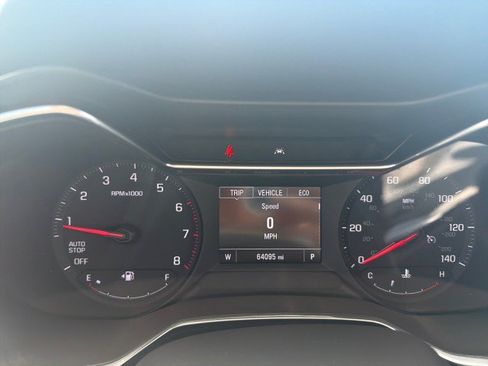 Used 2022 Chevrolet TrailBlazer LT FWD image 6