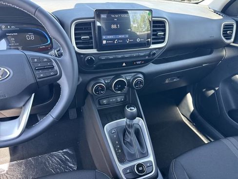 New 2026 Hyundai Venue SEL image 27