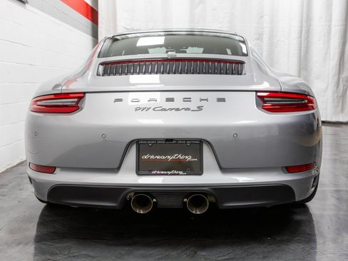 Used 2018 Porsche 911 Carrera S w/ Sport Package image 12