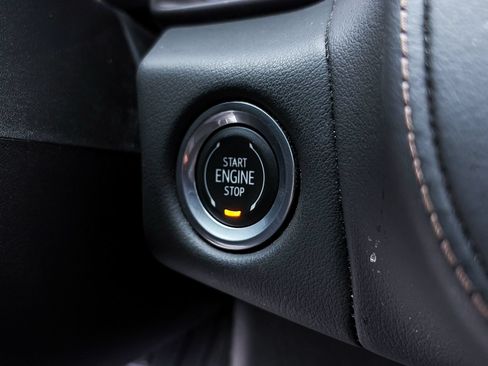 Used 2024 Chevrolet Suburban High Country AWD/4WD image 43