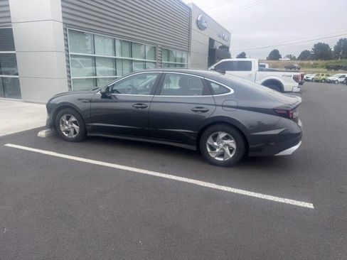 Used 2025 Hyundai Sonata SE FWD image 8