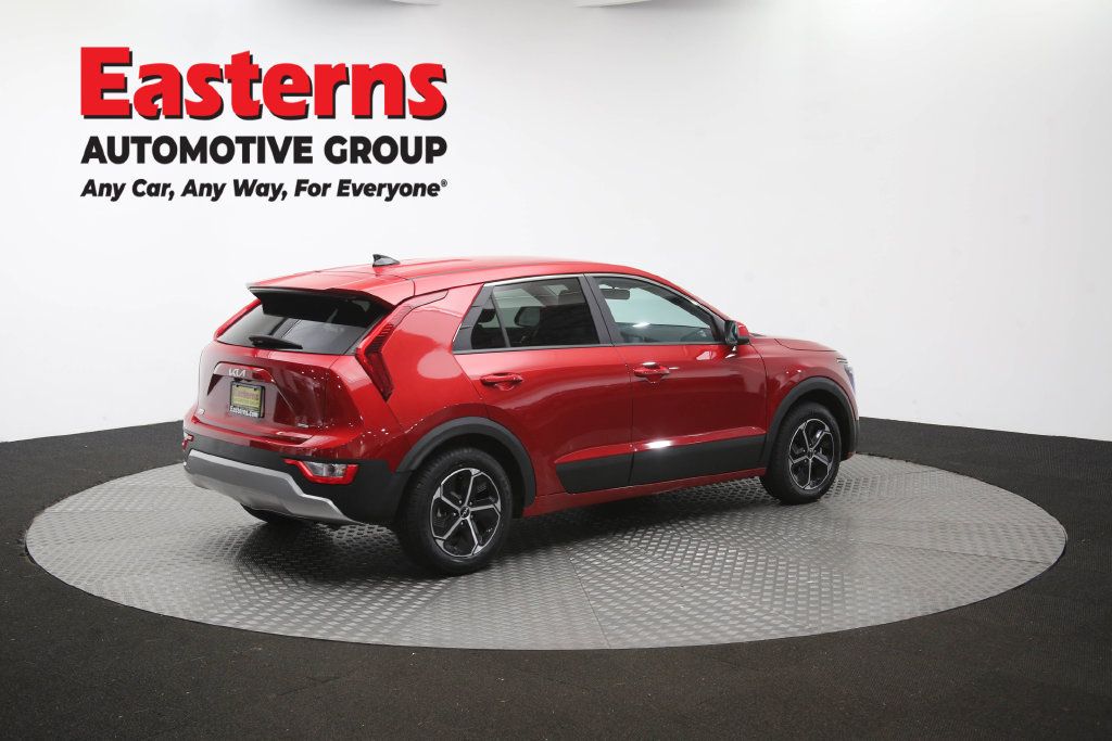 Used 2025 Kia Niro LX FWD image 42