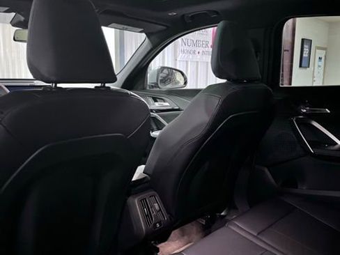 Used 2026 BMW X2 xDrive28i AWD/4WD image 13