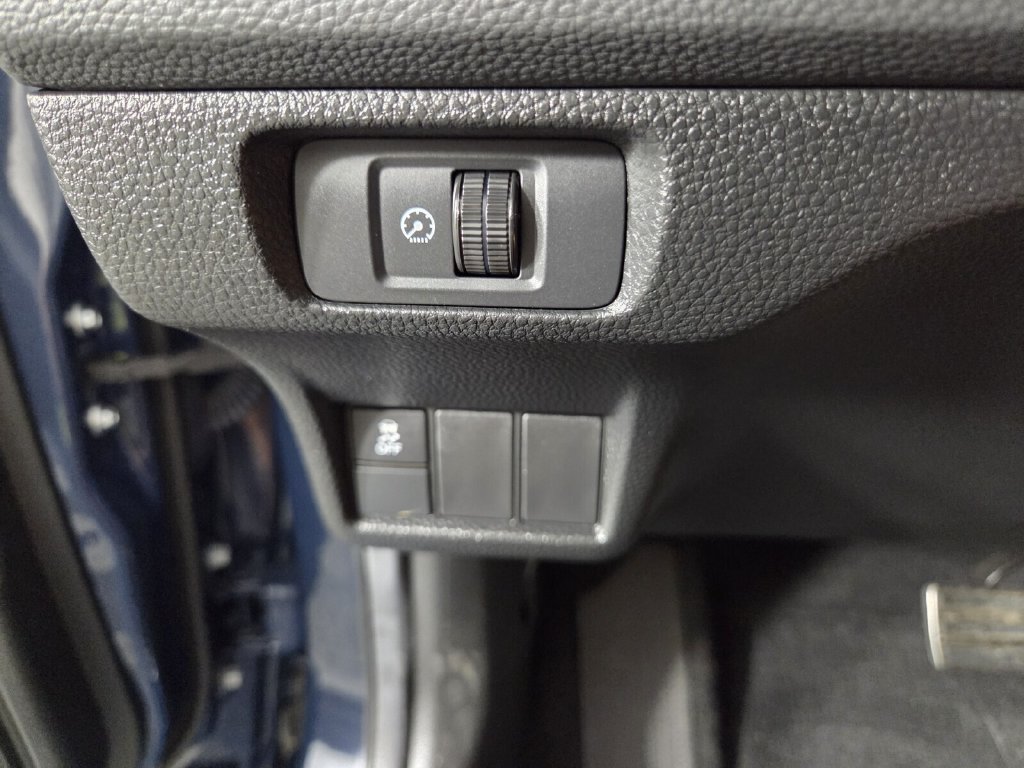 Used 2025 Honda Civic Sport image 18