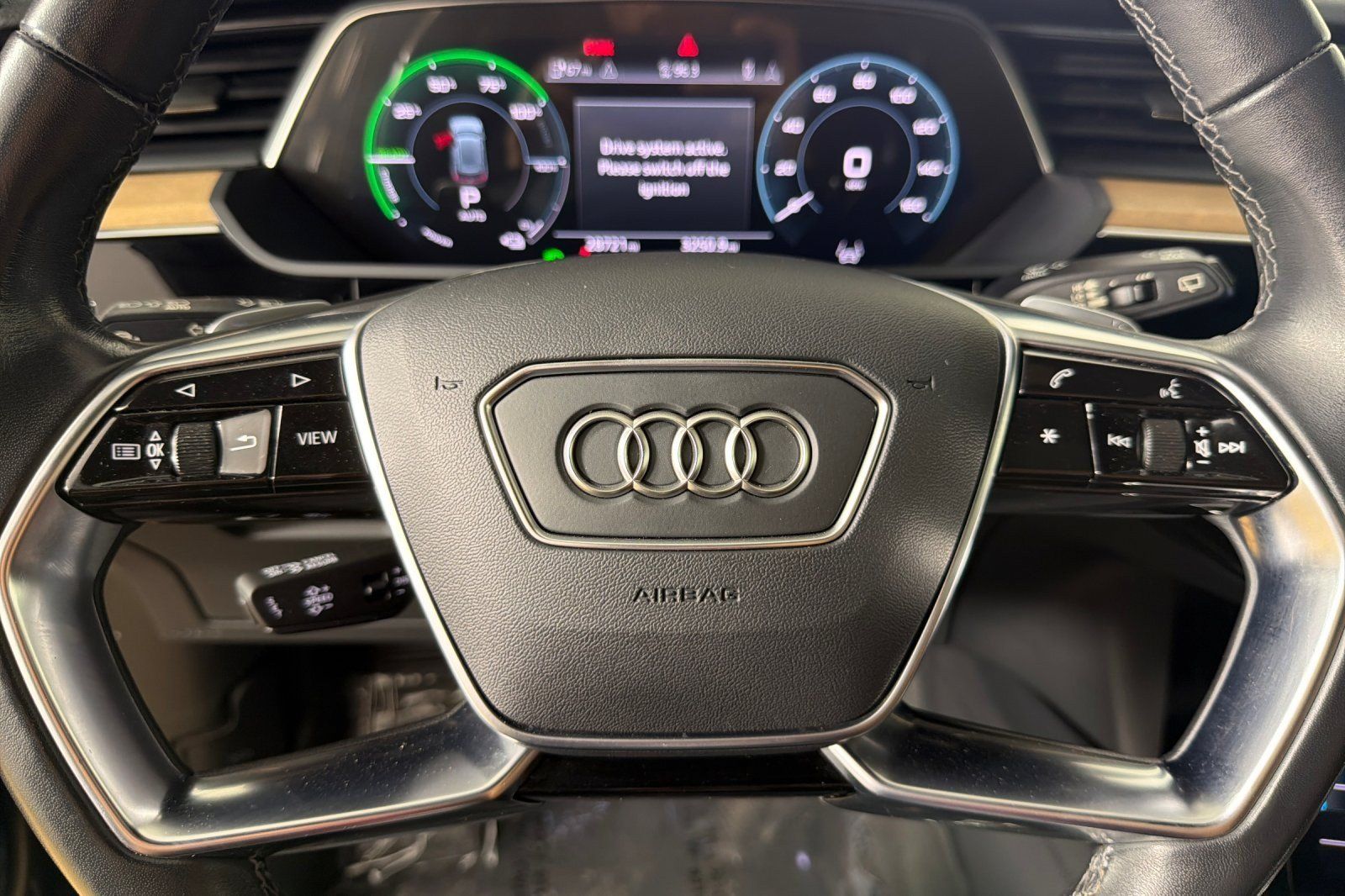 Used 2024 Audi Q8 e-tron Premium AWD/4WD image 22